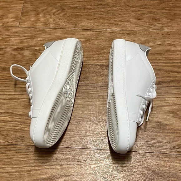 Gucci white sneakers - Picture 4 of 16
